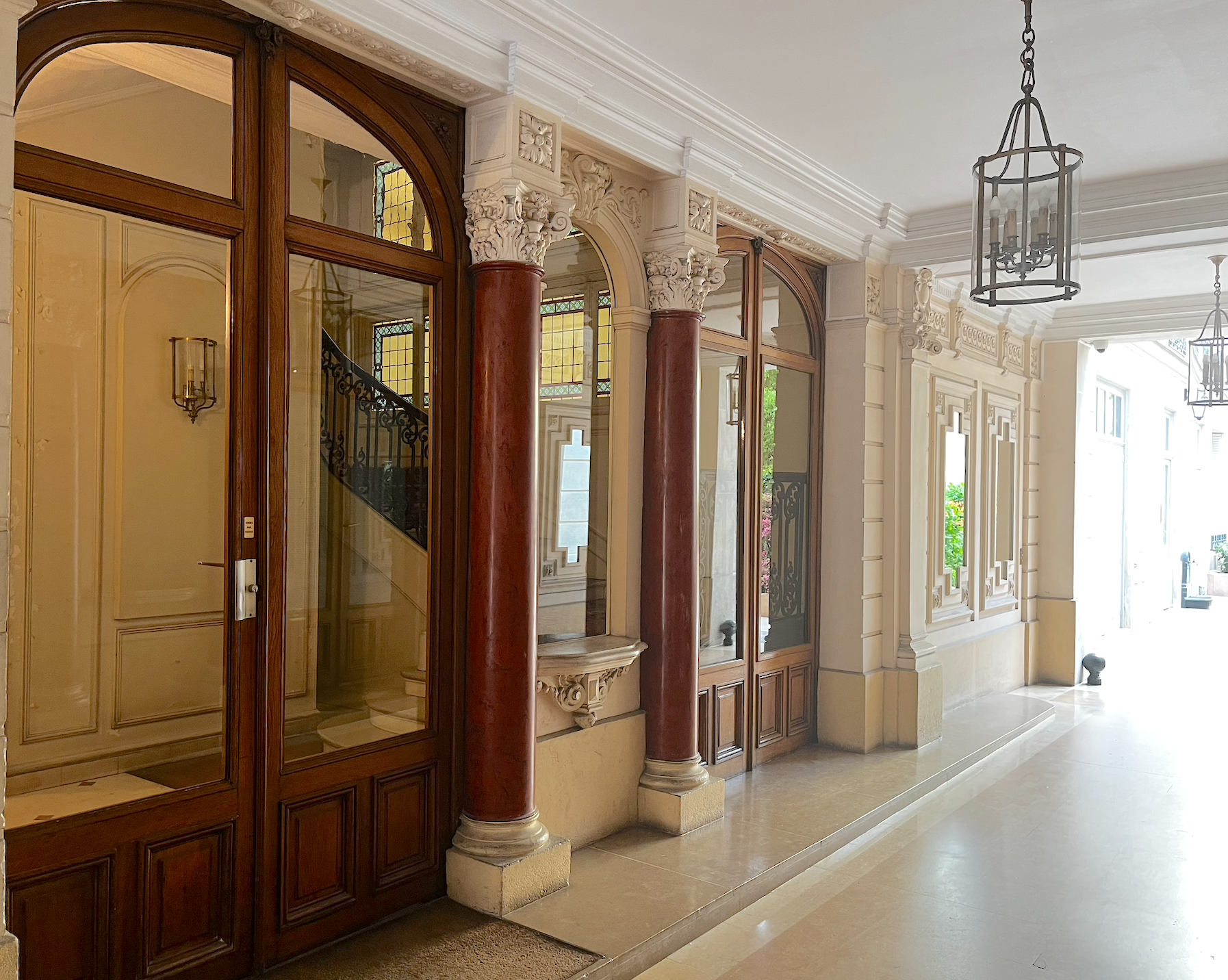 Paris 7ème, rue de Bourgogne – 138 m2 à rénover